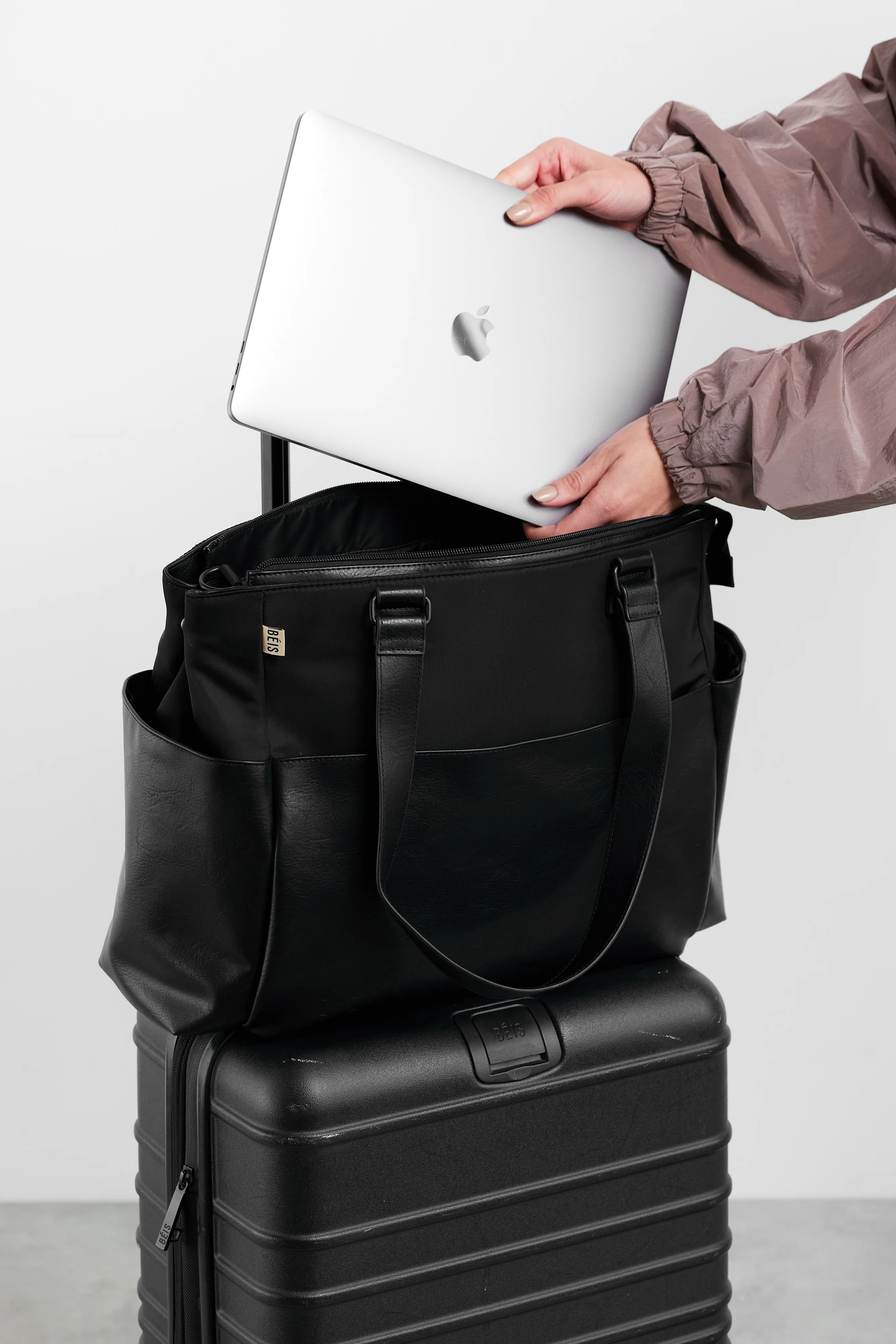 The Diaper Bag in Black - Image 10