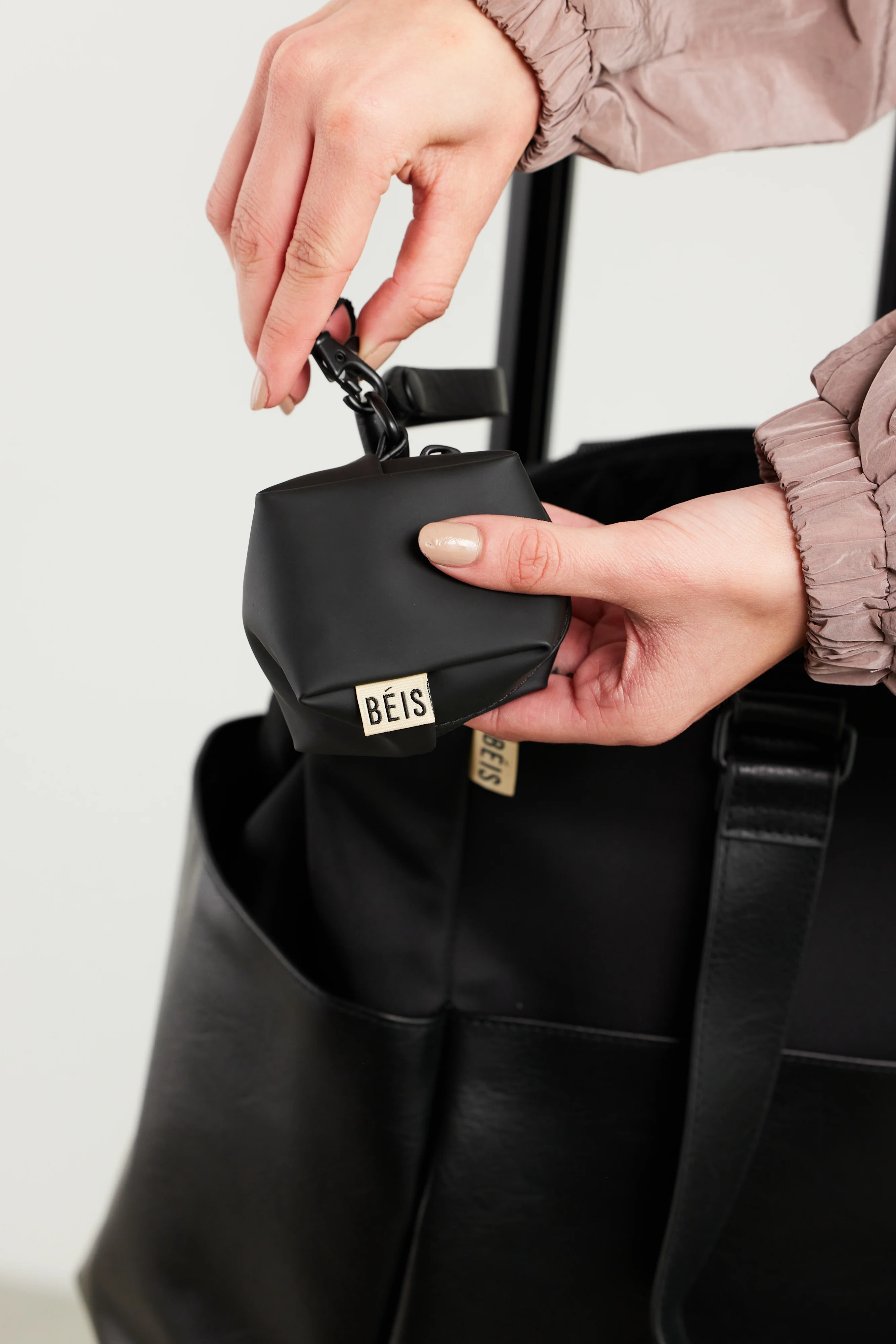 The Diaper Bag in Black - Image 9