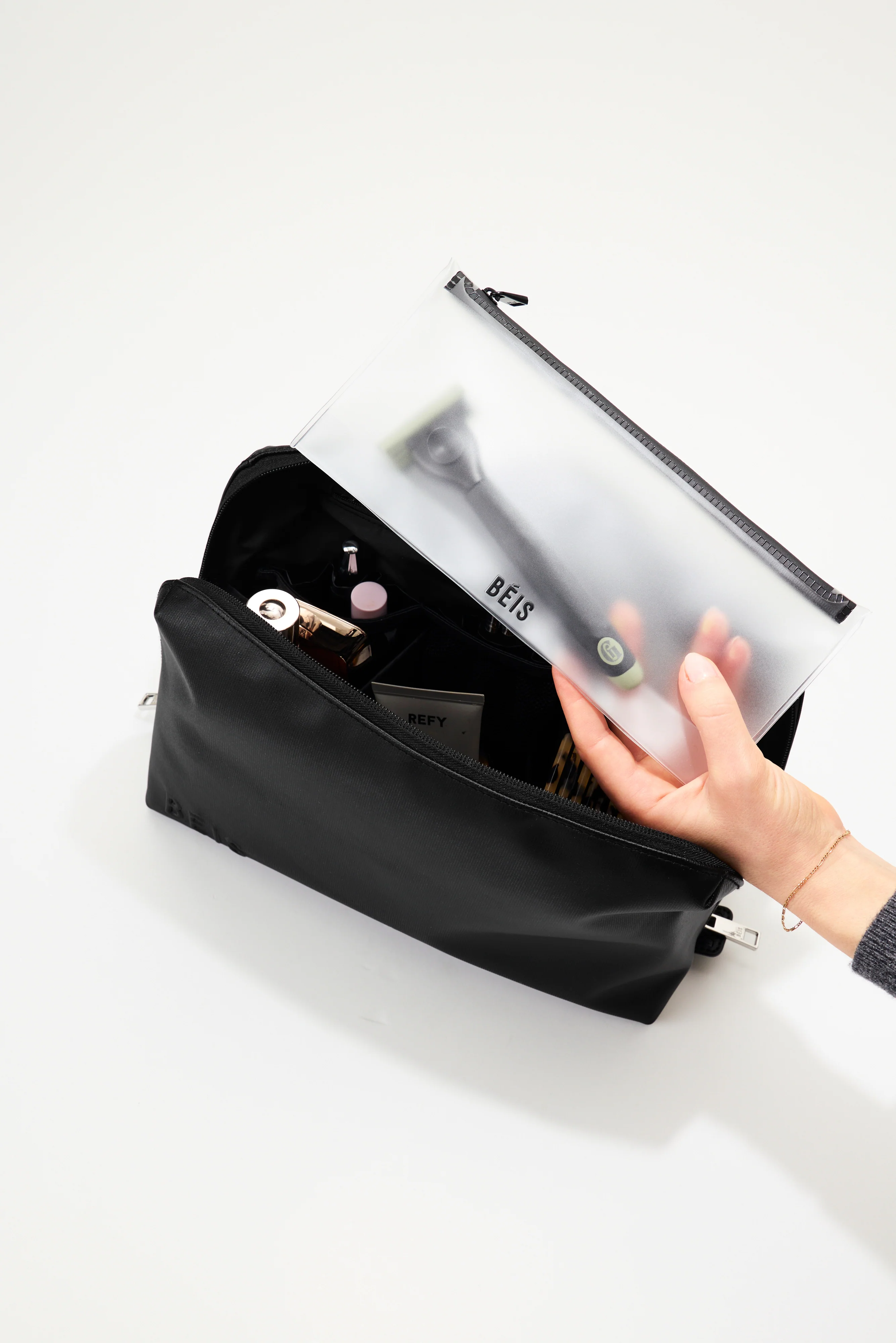 The Large Cosmetic Pouch in Black - Image 4